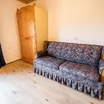Bloomfield Retreat With Sauna - Three Bedroom Dom wakacyjny *