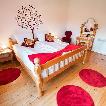 Holiday home Bloomfield Retreat With Sauna - Three Bedroom *