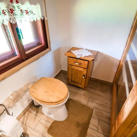 Holiday home Bloomfield Retreat With Sauna - Three Bedroom