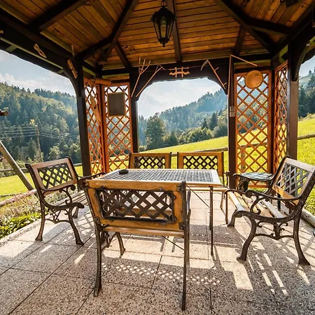 펜션 Bloomfield Retreat With Sauna - Three Bedroom