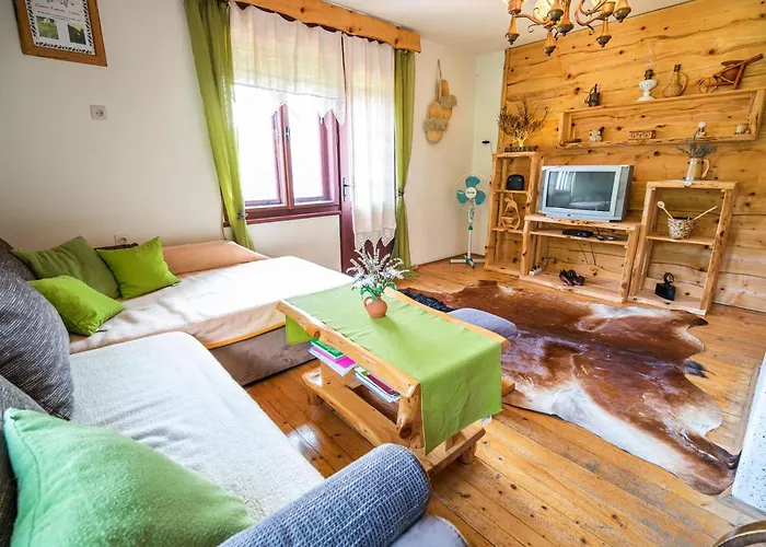 Bloomfield Retreat Country House With Sauna - Three Bedroom Country House Casa vacanze *