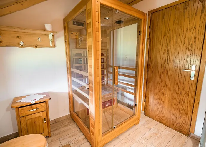 Tatil Evi Bloomfield Retreat Country House With Sauna - Three Bedroom Country House *