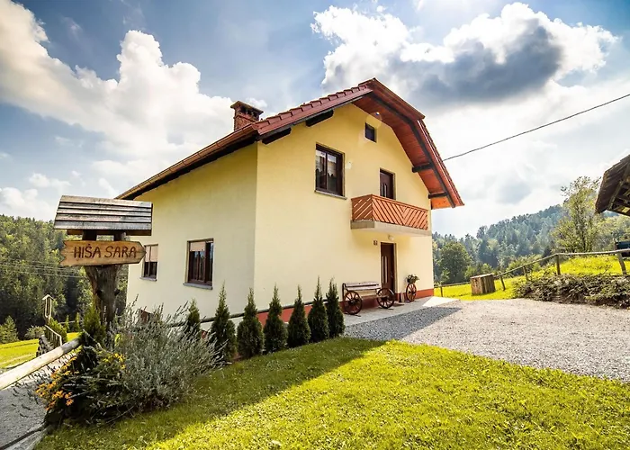 Bloomfield Retreat Country House With Sauna - Three Bedroom Country House Recica ob Savinji